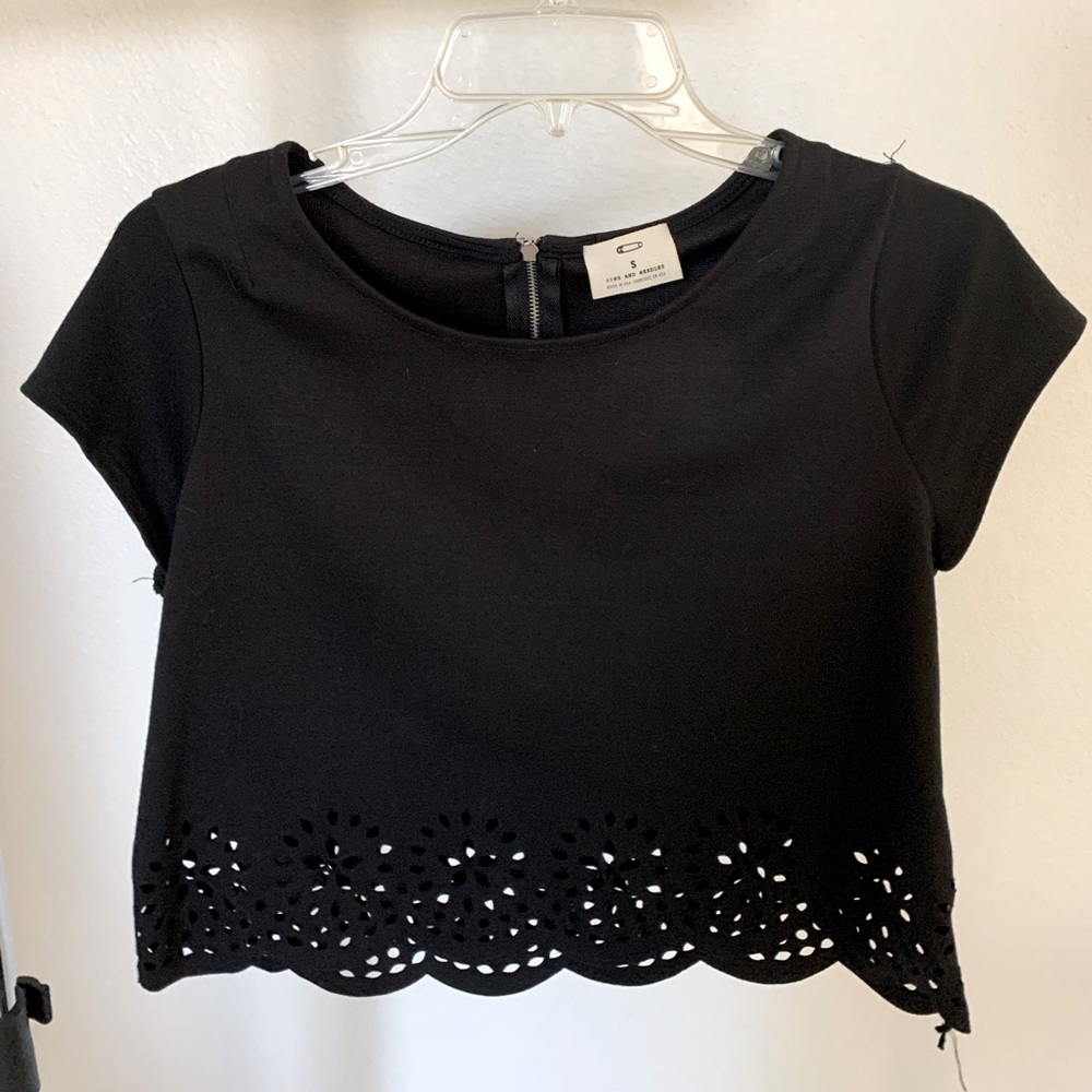 Urban outfitters cropped shirt